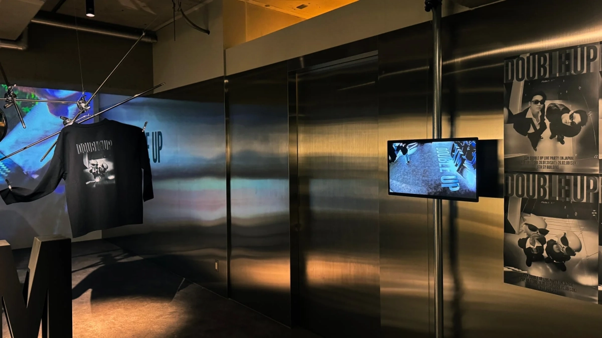 ポップアップストア内のグッズ