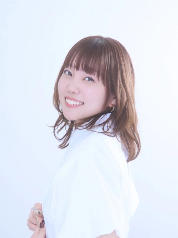 雨宮紗優役:小原好美