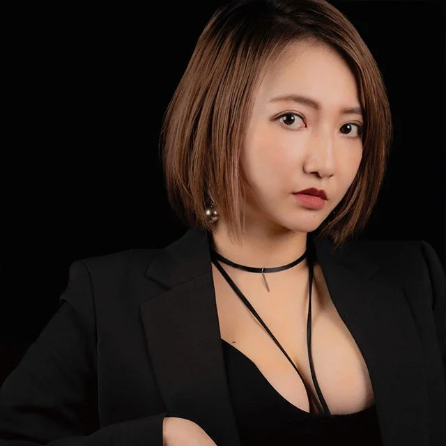 sayakaさんらしき女性