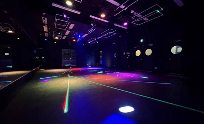 レーザー光線のある空間