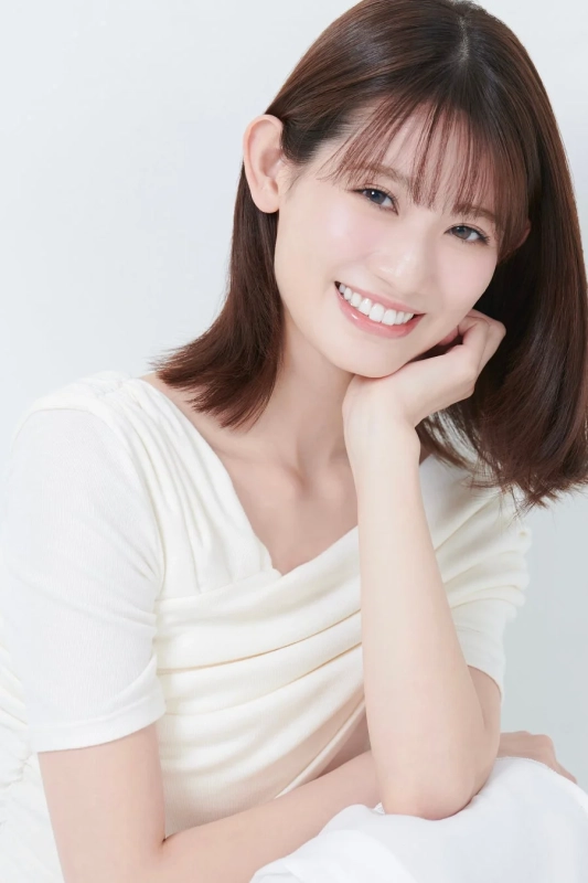 秋本帆華さんのポートレート