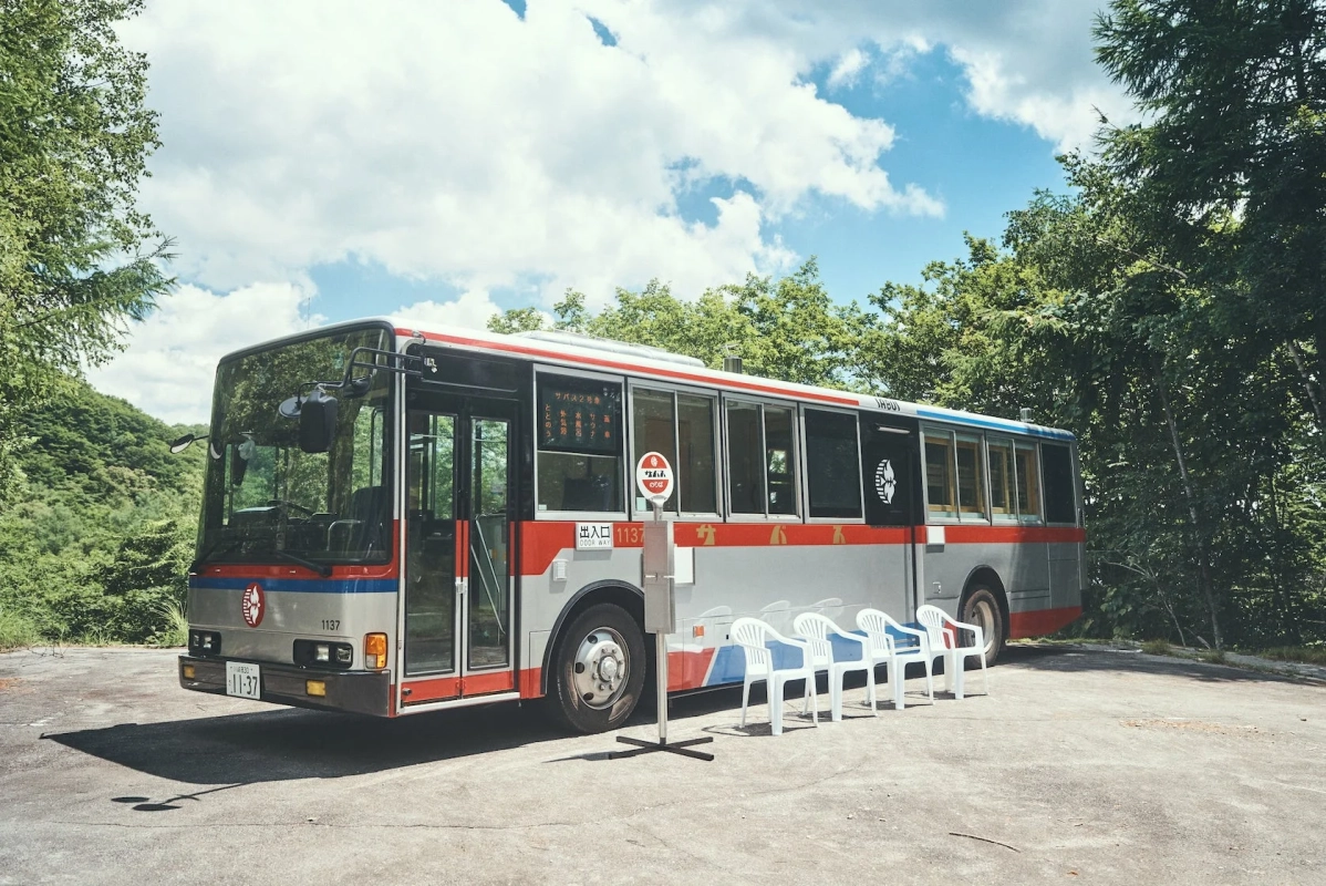 サバス2号車外観