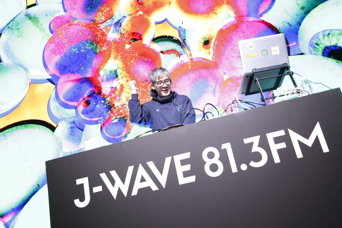 DJ FUMIYAのDJプレイ