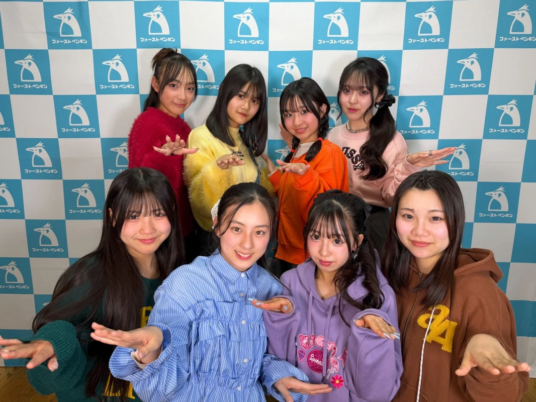 ファーストペンギンの集合写真