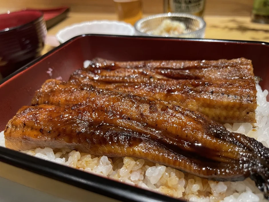 美味しそうなうな重