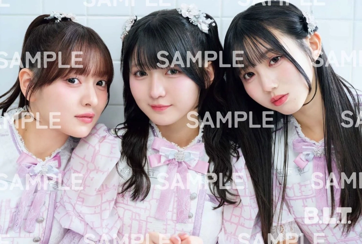 天川れみ＆尾本侑樹奈＆東恩納瑠花（LINKL PLANET） ポストカード