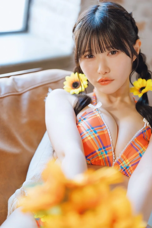 百田彩夏グラビア