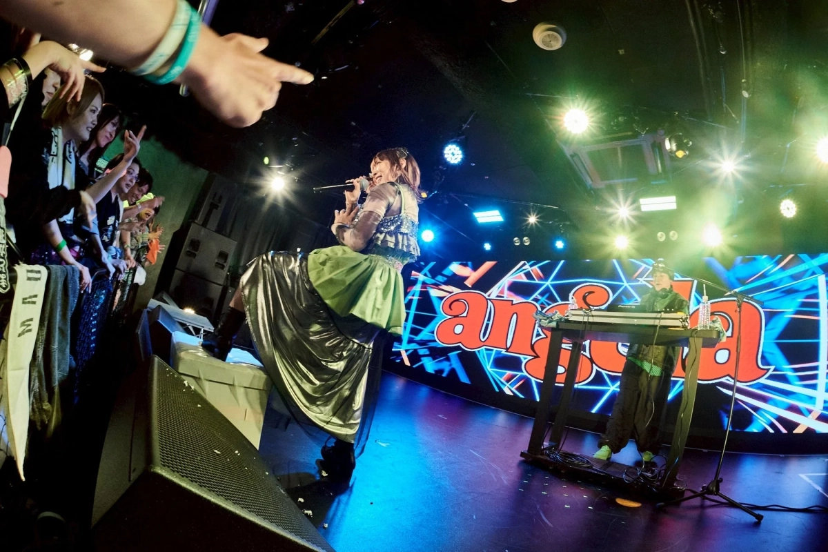 アニソンDAY③のライブとDJ
