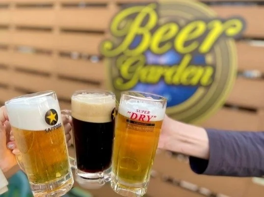 ビアガーデンで乾杯