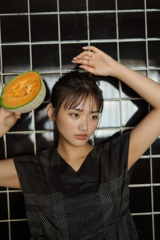 山﨑天 大人びた表情