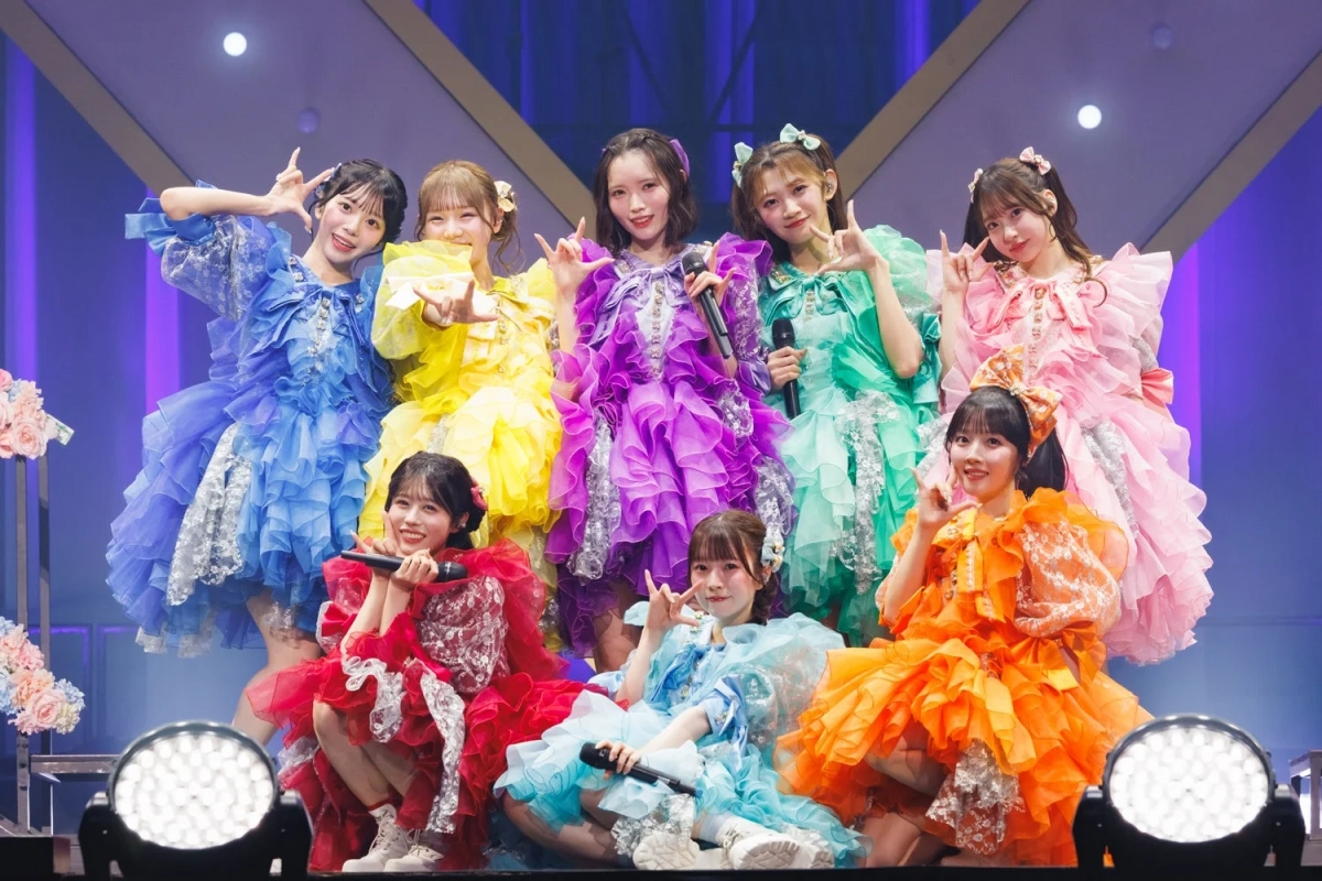 ステージ上のCUTIE STREETメンバー