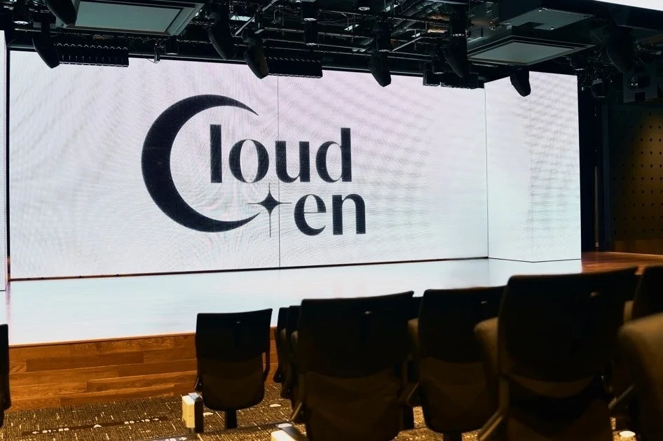 Cloud ten THEATER 内部
