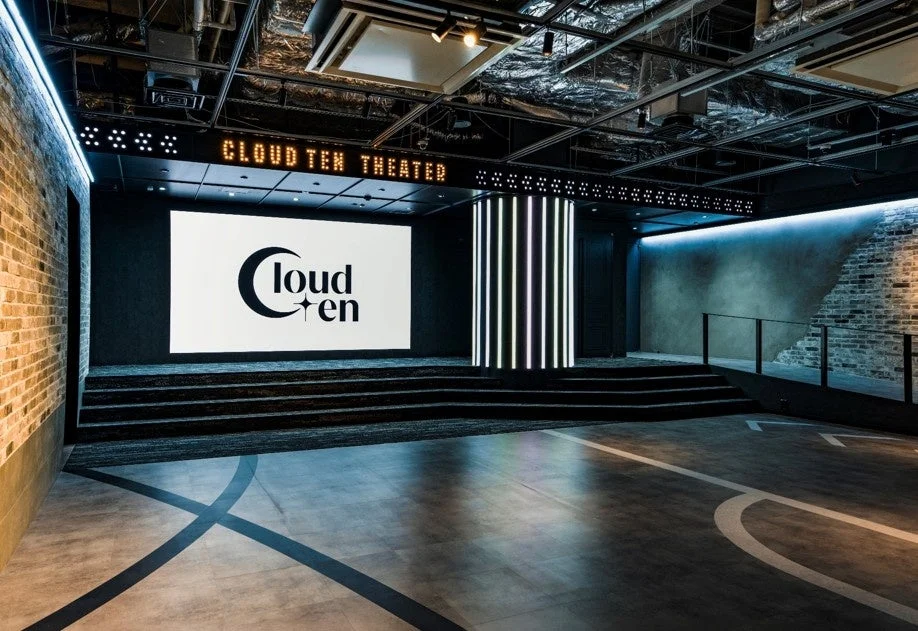 Cloud ten THEATER ホワイエ別角度