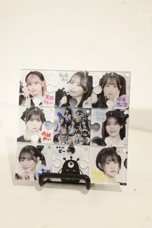 パズル型アクリルキーホルダー