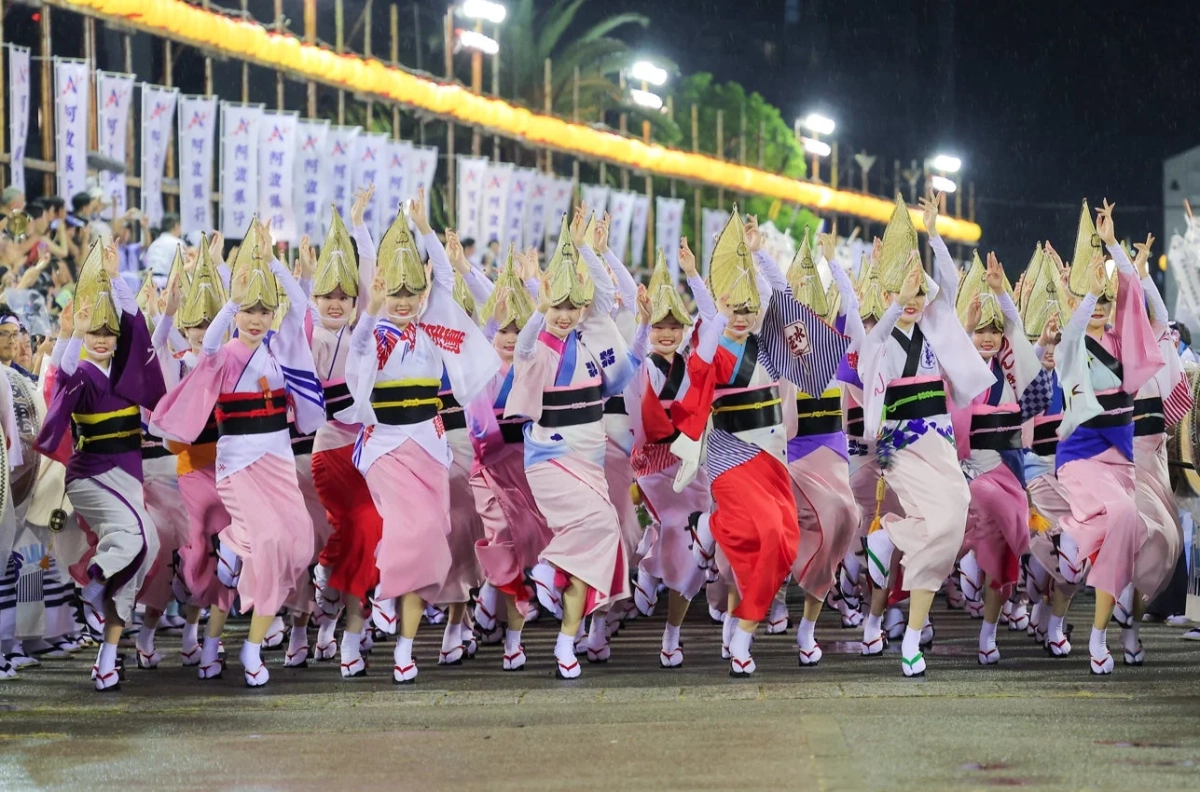 阿波踊り