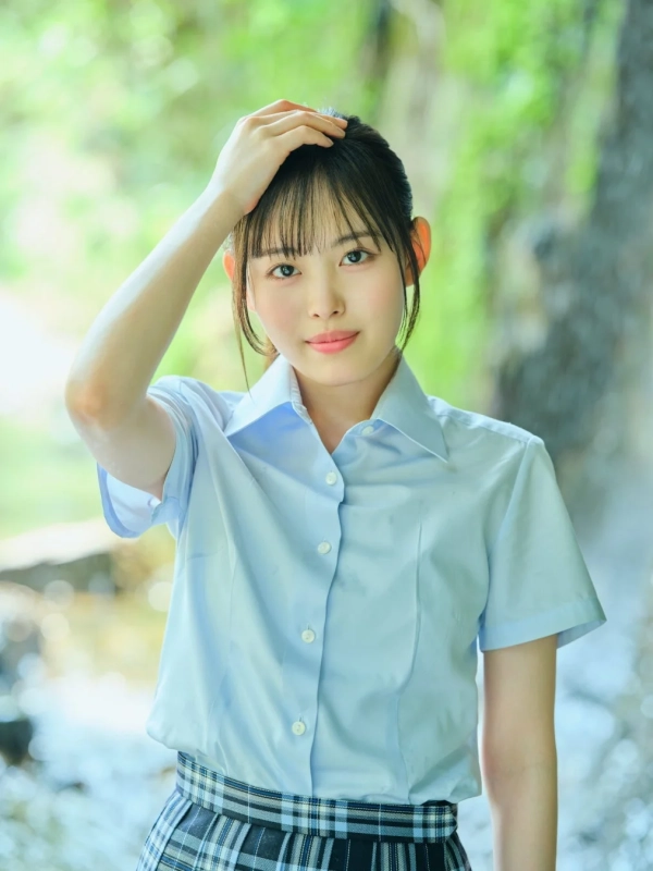 アンジュルム・後藤花さんのグラビアカット