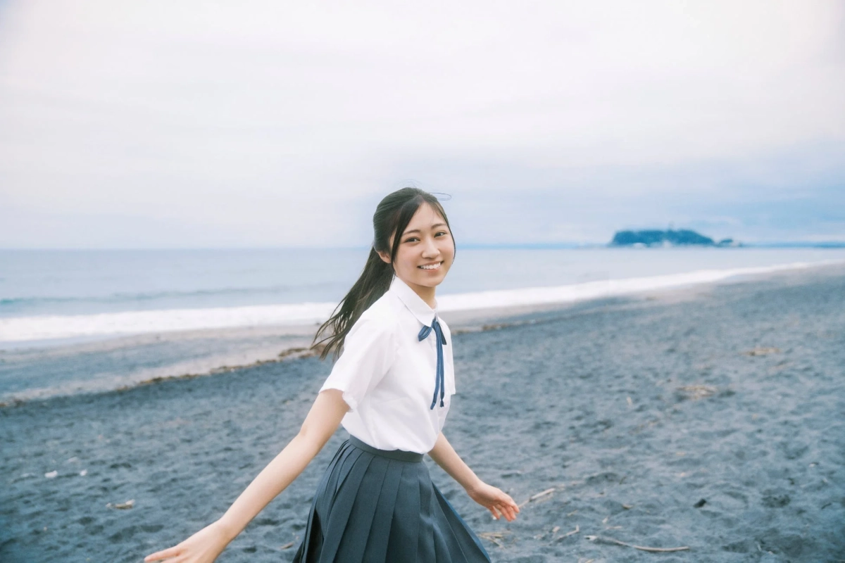 乃木坂46・川端晃菜さんのグラビアカット