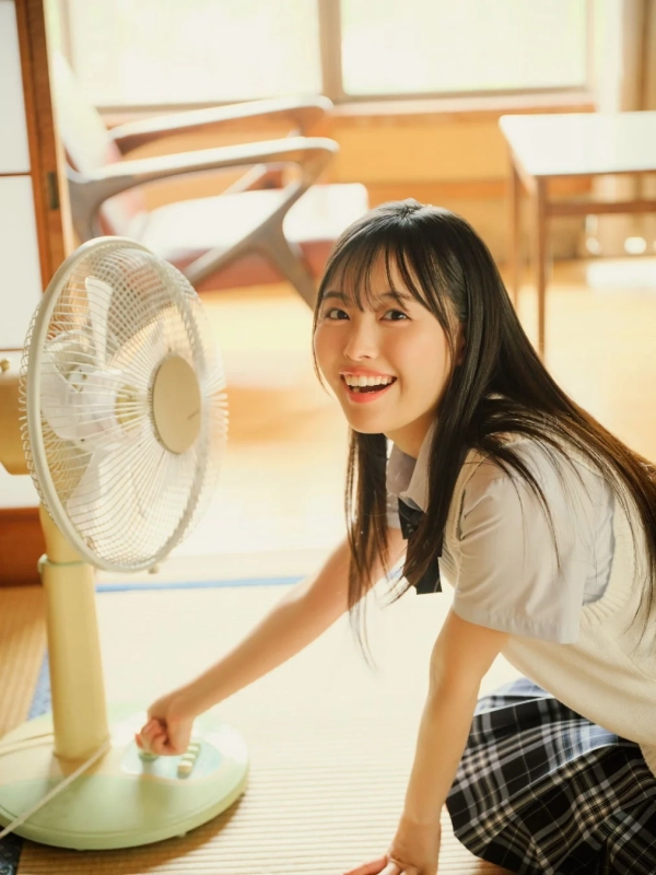 アンジュルム・後藤花さんのグラビアカット