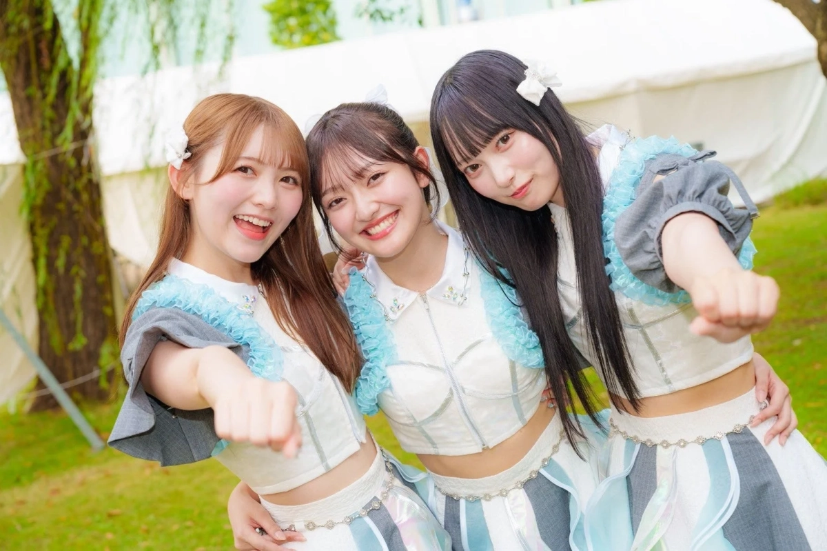 コメントする新メンバー3名