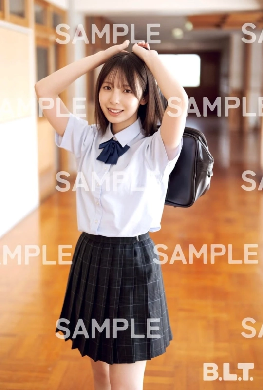 渡辺莉奈（日向坂46） ポストカードB