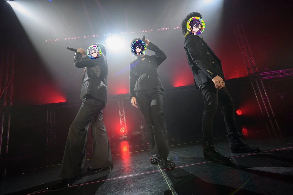 ライブステージでパフォーマンスするCOOL組メンバー