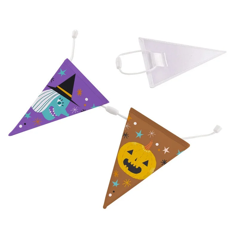 ハロウィンをテーマにした装飾用の三角旗