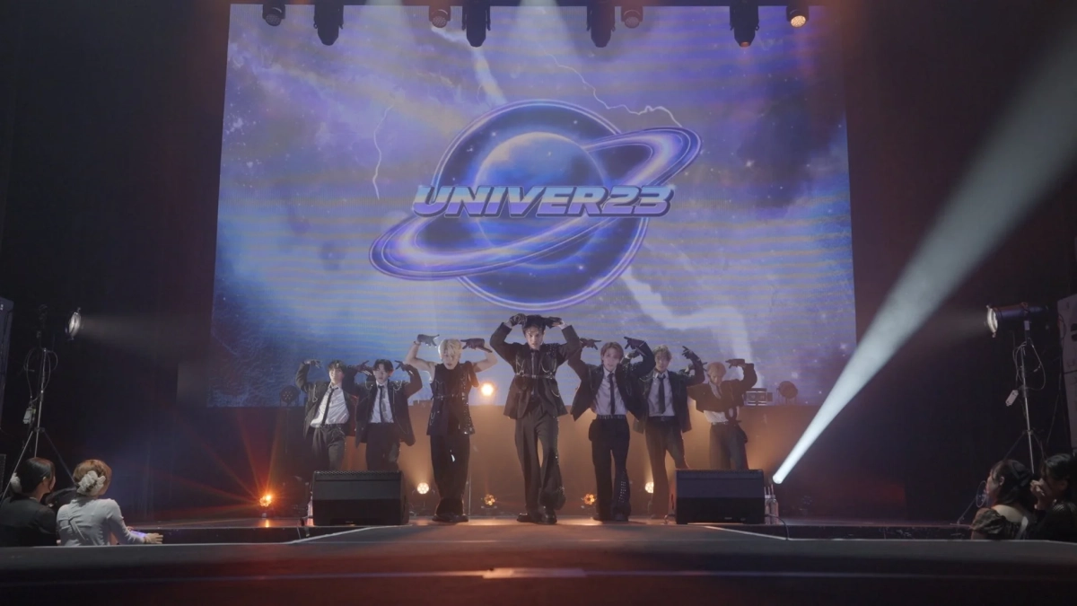 UNIVER23 - ステージ画像